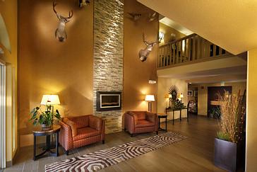 Pacific Plaza Hotels | Alameda, California | Brown lobby with high ceilings